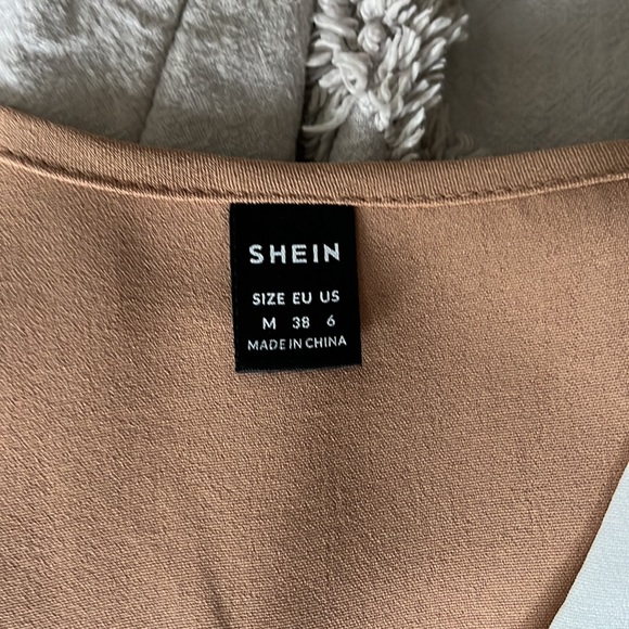 Color Block Blouse - Picture 4 of 5